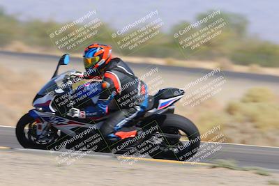 media/Oct-09-2022-SoCal Trackdays (Sun) [[95640aeeb6]]/Turn 15 Inside Distant Pans (1145am)/